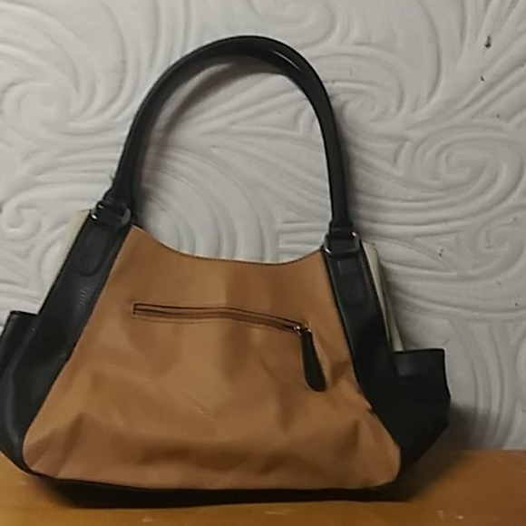 Ladies hand bag . Apt.9 - Picture 2 of 4